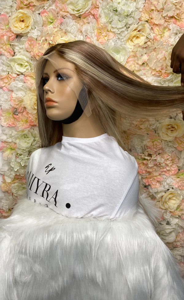 Sabrina - Perruque Lace Frontal Blond Méché