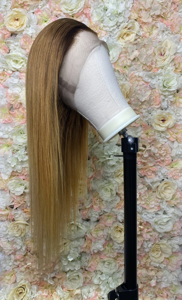 Samantha - Perruque Lace Frontal Blond Ombré Caramel – Image 4